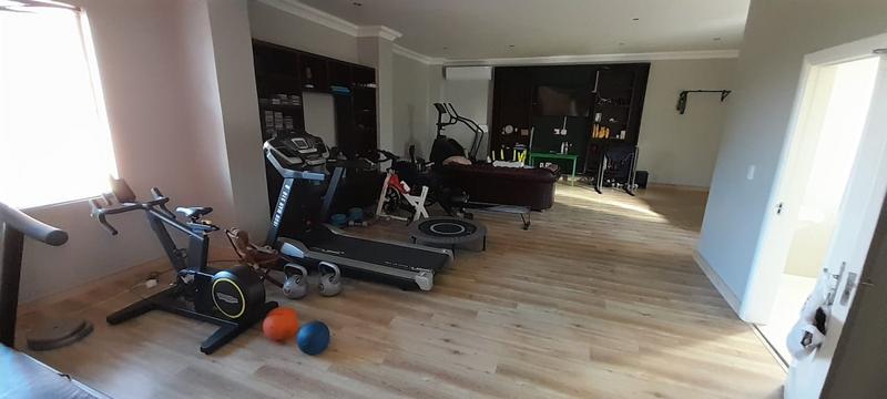 To Let 8 Bedroom Property for Rent in Melrose Gauteng