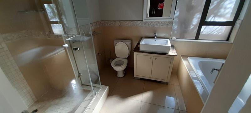 To Let 8 Bedroom Property for Rent in Melrose Gauteng