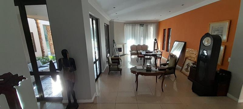 To Let 8 Bedroom Property for Rent in Melrose Gauteng