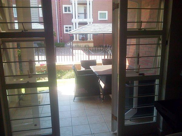 To Let 2 Bedroom Property for Rent in Melrose North Gauteng