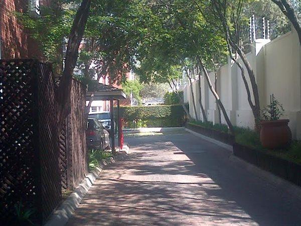 To Let 2 Bedroom Property for Rent in Melrose North Gauteng