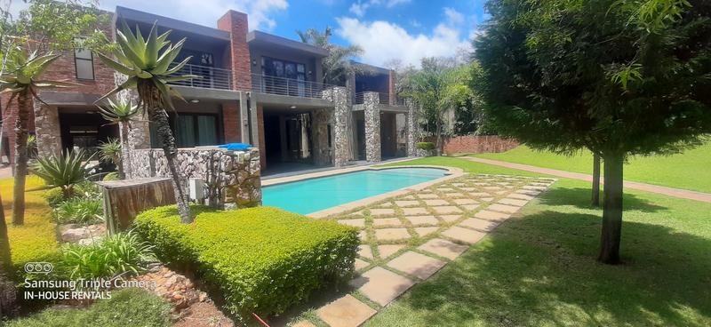 To Let 8 Bedroom Property for Rent in Melrose North Gauteng