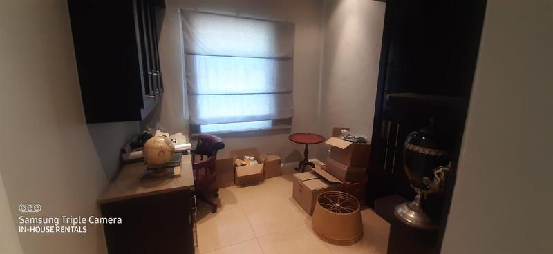 To Let 8 Bedroom Property for Rent in Melrose North Gauteng