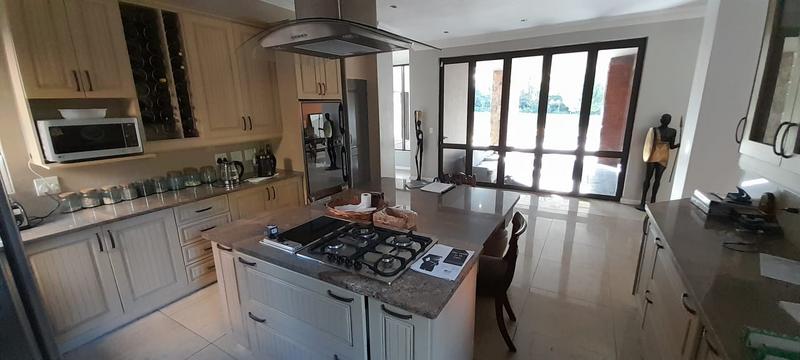 To Let 8 Bedroom Property for Rent in Melrose North Gauteng