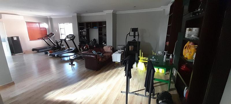 To Let 8 Bedroom Property for Rent in Melrose North Gauteng
