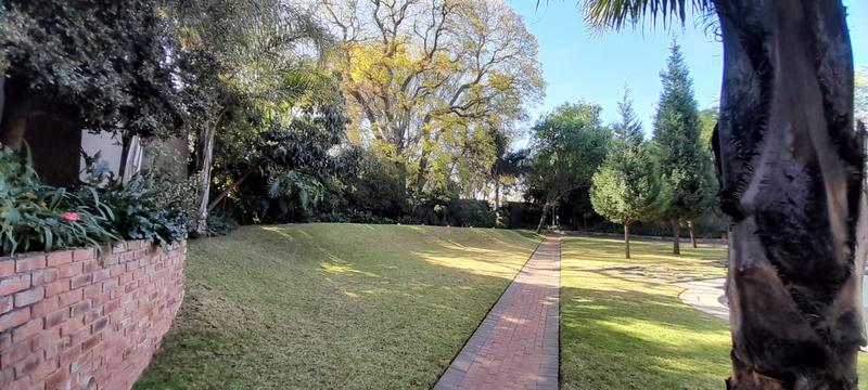 To Let 8 Bedroom Property for Rent in Melrose North Gauteng