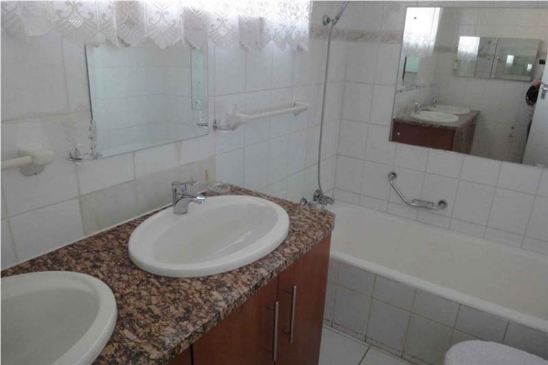 3 Bedroom Property for Sale in Melrose North Gauteng