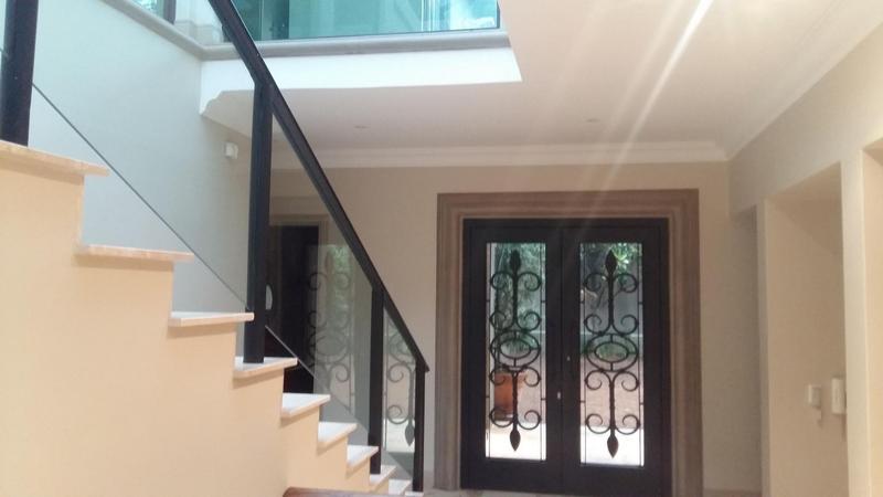 To Let 5 Bedroom Property for Rent in Atholl Gauteng