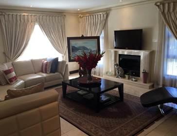 To Let 4 Bedroom Property for Rent in Atholl Gauteng