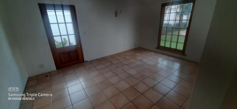 4 Bedroom Property for Sale in Benmore Gardens Gauteng