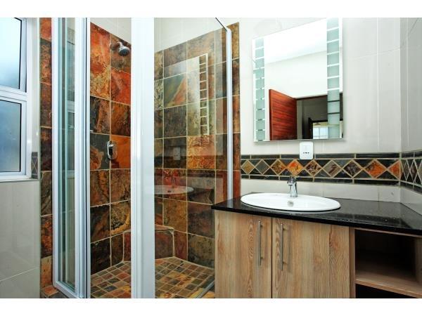 To Let 4 Bedroom Property for Rent in Bryanston East Gauteng