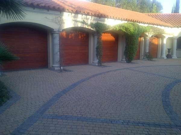 7 Bedroom Property for Sale in Hyde Park Gauteng