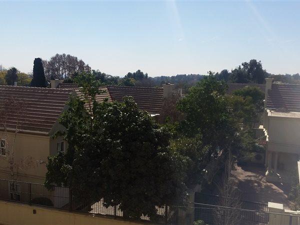 1 Bedroom Property for Sale in Hyde Park Gauteng