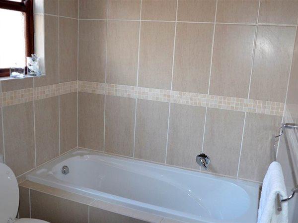 To Let 3 Bedroom Property for Rent in Morningside Gauteng