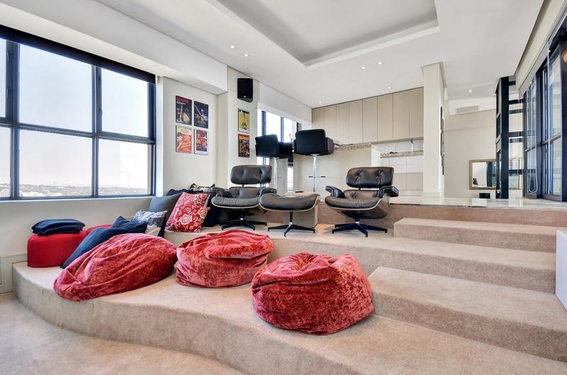 To Let 4 Bedroom Property for Rent in Morningside Gauteng