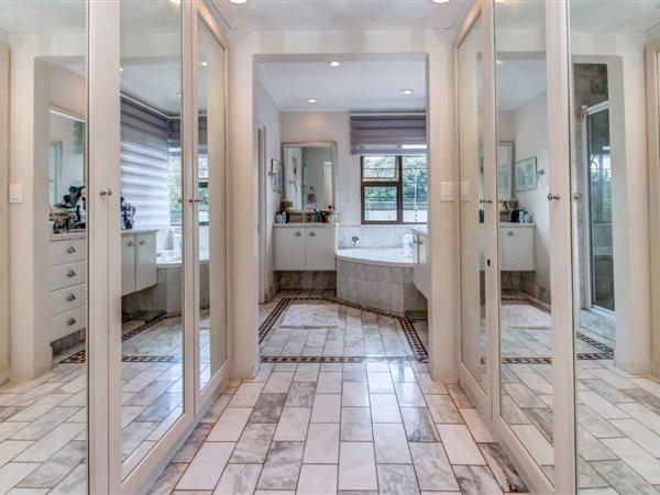 To Let 3 Bedroom Property for Rent in River Club Gauteng