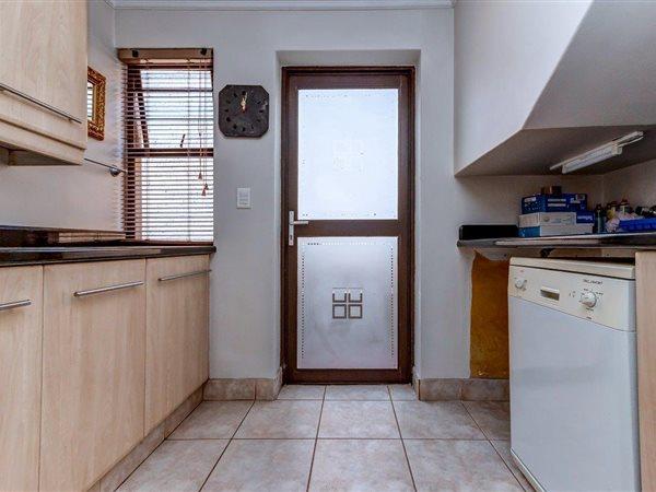 To Let 3 Bedroom Property for Rent in River Club Gauteng