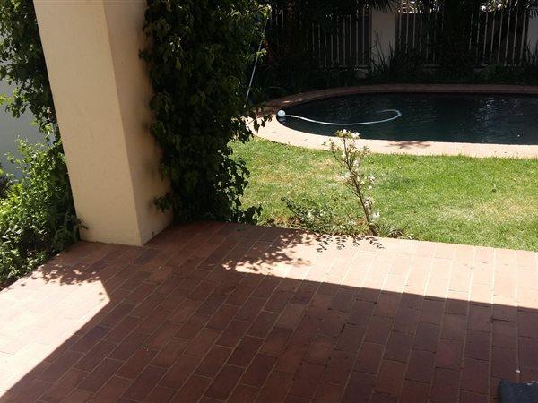 4 Bedroom Property for Sale in Sandhurst Gauteng
