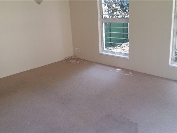 4 Bedroom Property for Sale in Sandhurst Gauteng