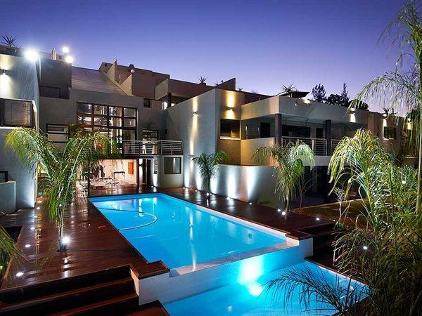 To Let 2 Bedroom Property for Rent in Sandown Gauteng