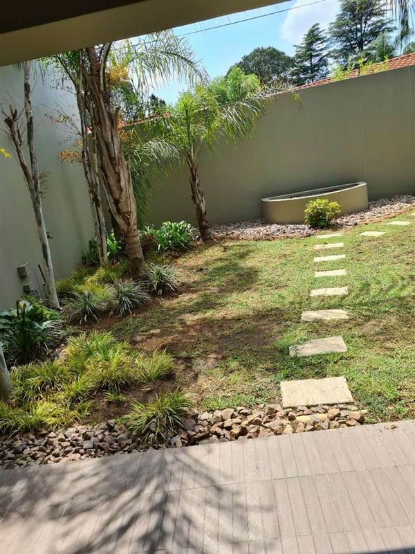 2 Bedroom Property for Sale in Strathavon Gauteng