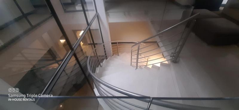 To Let 5 Bedroom Property for Rent in Khyber Rock Gauteng