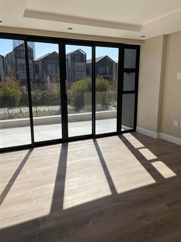 5 Bedroom Property for Sale in Waterfall Country Estate Gauteng