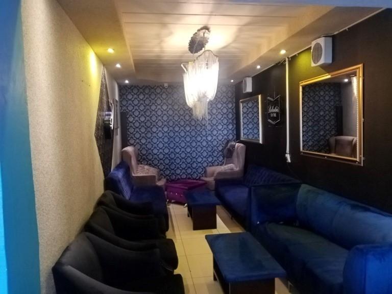 5 Bedroom Property for Sale in Diepkloof Zone 4 Gauteng