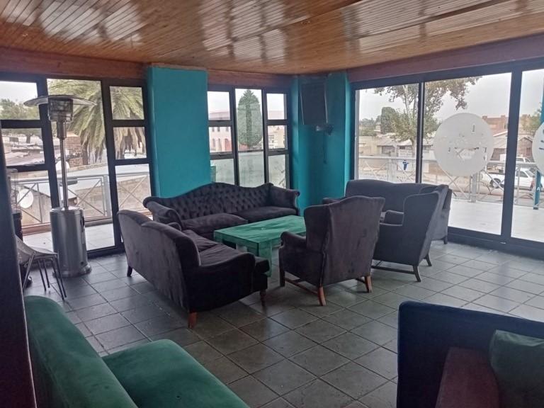 5 Bedroom Property for Sale in Diepkloof Zone 4 Gauteng
