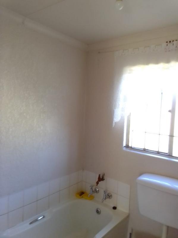 2 Bedroom Property for Sale in Ennerdale Gauteng