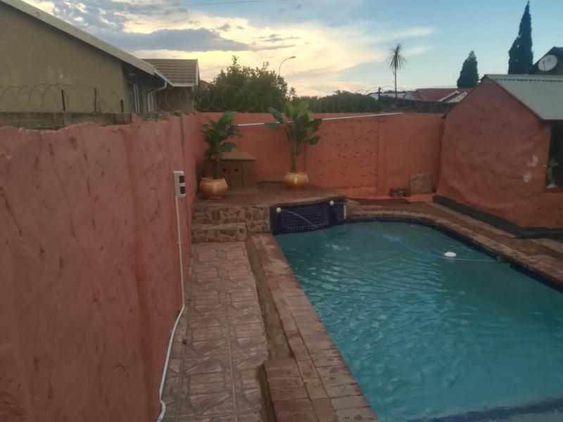 3 Bedroom Property for Sale in Ennerdale Gauteng