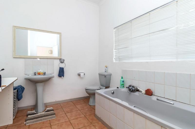 6 Bedroom Property for Sale in President Park Gauteng