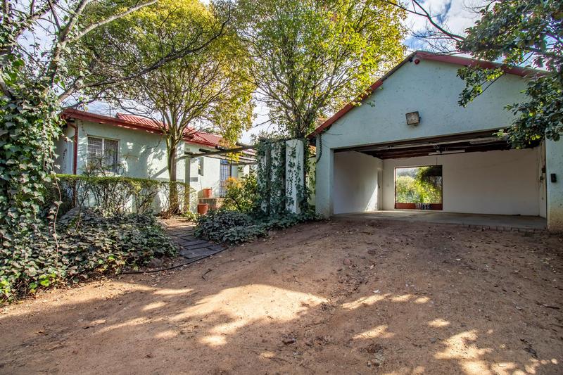 6 Bedroom Property for Sale in President Park Gauteng