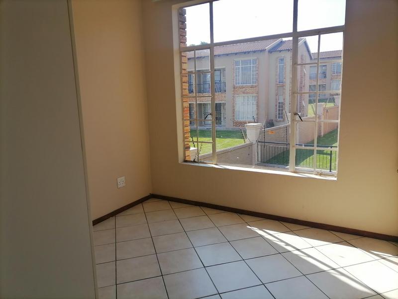 2 Bedroom Property for Sale in Laser Park Gauteng