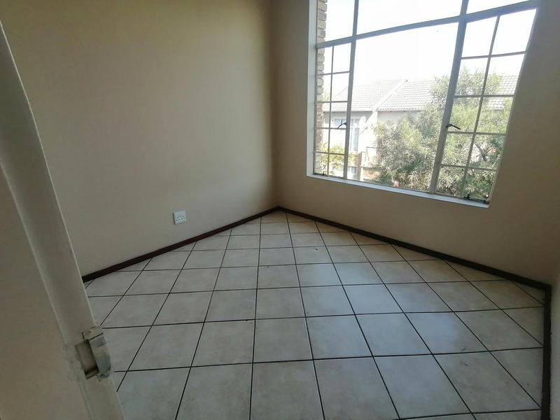 2 Bedroom Property for Sale in Laser Park Gauteng