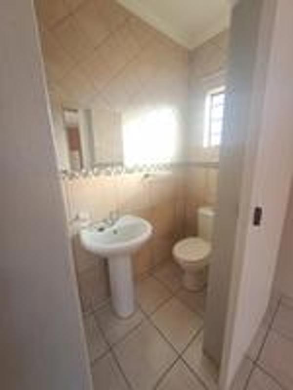 2 Bedroom Property for Sale in Dalpark Gauteng