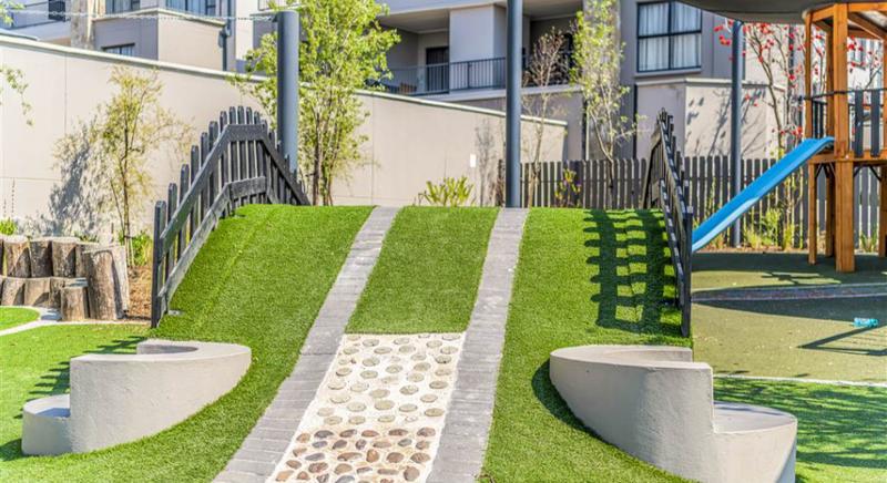 To Let 3 Bedroom Property for Rent in Waterfall Gauteng