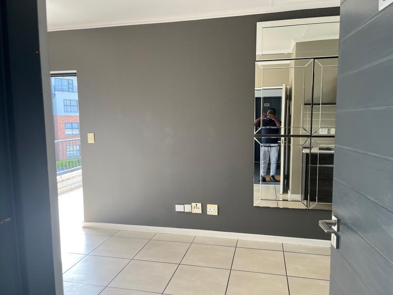 1 Bedroom Property for Sale in Olivedale Gauteng
