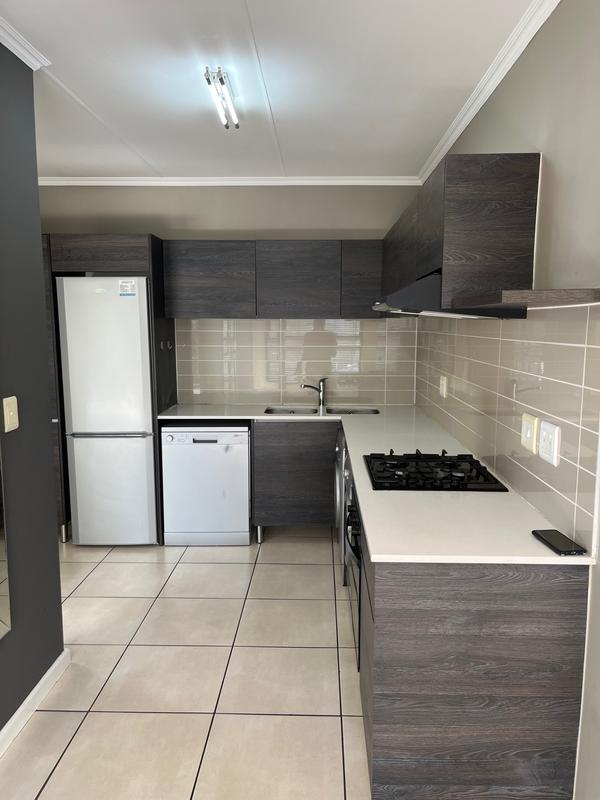 1 Bedroom Property for Sale in Olivedale Gauteng