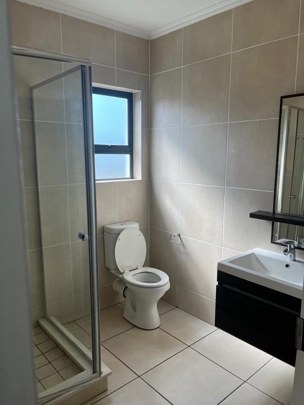 1 Bedroom Property for Sale in Olivedale Gauteng