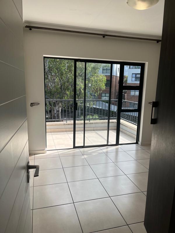 1 Bedroom Property for Sale in Olivedale Gauteng