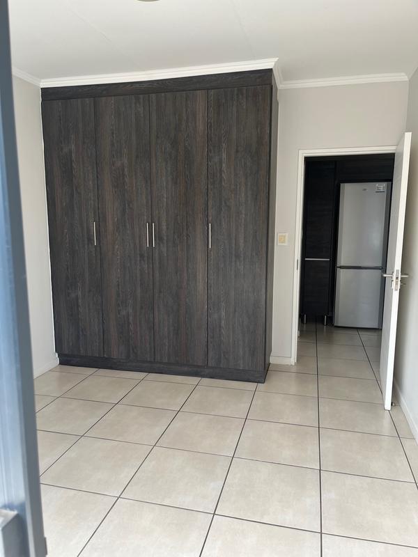 1 Bedroom Property for Sale in Olivedale Gauteng