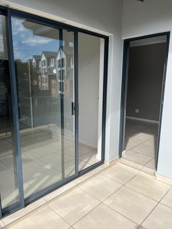 1 Bedroom Property for Sale in Olivedale Gauteng