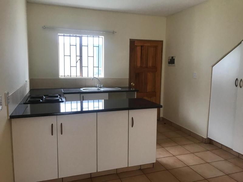 2 Bedroom Property for Sale in Crystal Park Gauteng