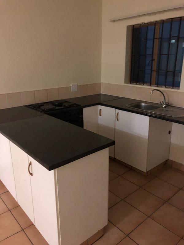 2 Bedroom Property for Sale in Crystal Park Gauteng