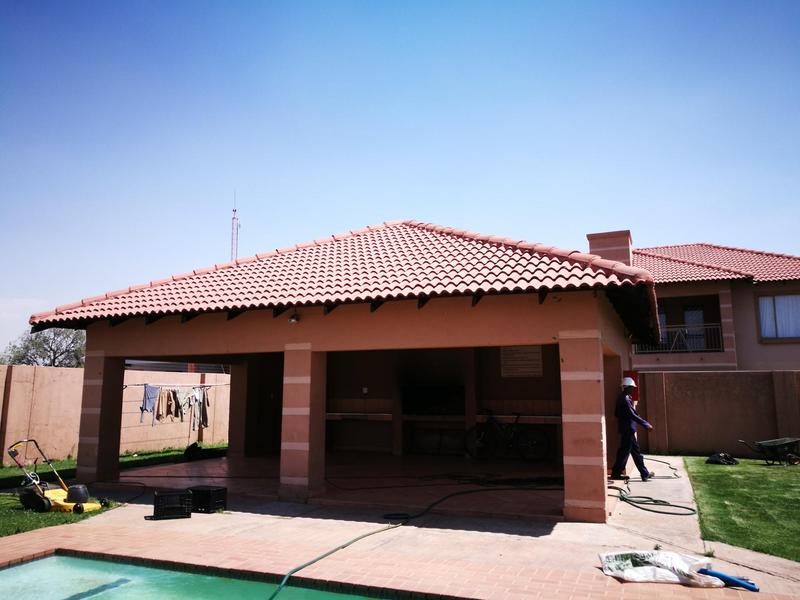 2 Bedroom Property for Sale in Crystal Park Gauteng