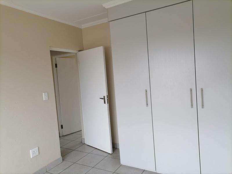 2 Bedroom Property for Sale in Beverley Gauteng