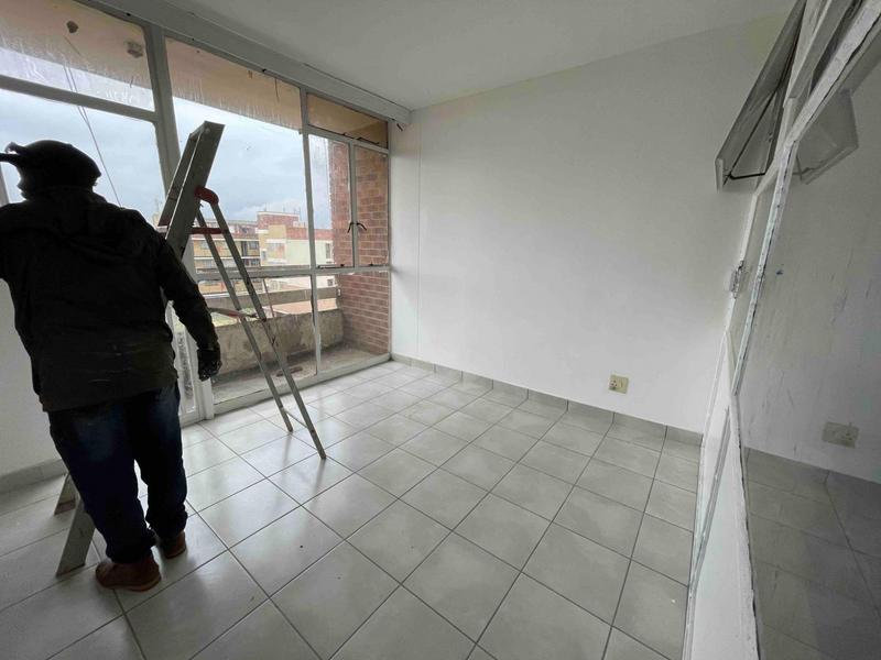 To Let 1 Bedroom Property for Rent in Yeoville Gauteng