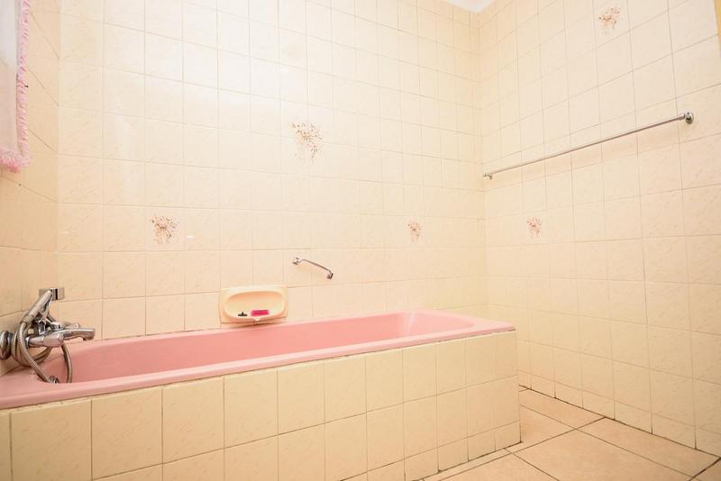 15 Bedroom Property for Sale in Rhodesfield Gauteng