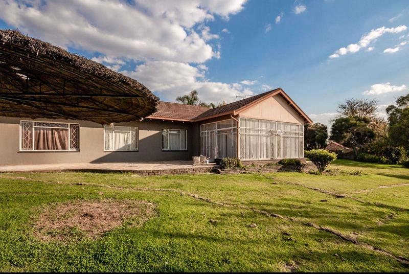 11 Bedroom Property for Sale in Terenure Gauteng